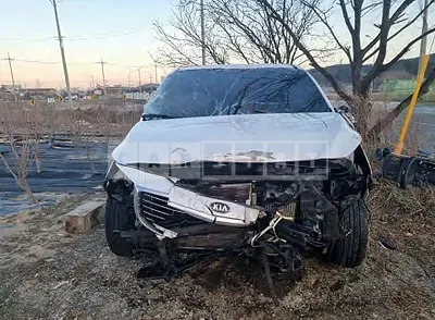 Photo 1 of 9: 2018 Kia Carnival, VIN KNAME81ABJS434732 — Korean insurance auction