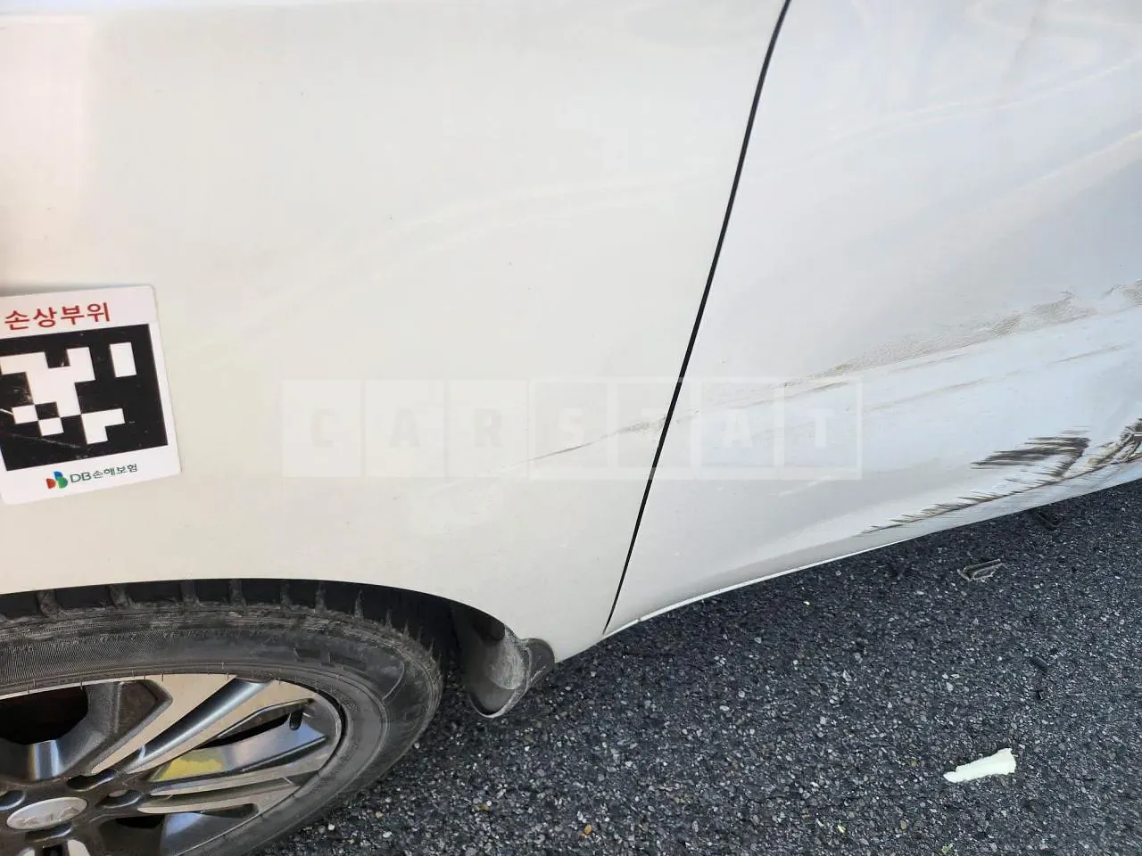 Photo 2 of 27: 2018 Kia Carnival, VIN KNAMB81ABKS524759 — Korean insurance auction