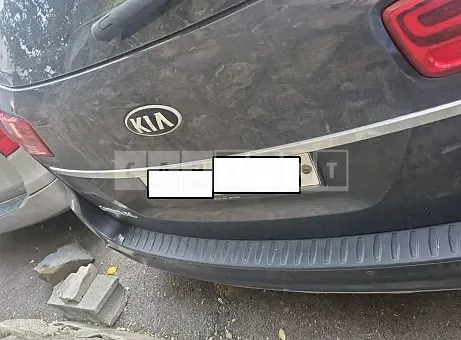 Photo 2 of 33: 2019 Kia Carnival, VIN KNAME81ABKS521397 — Korean insurance auction