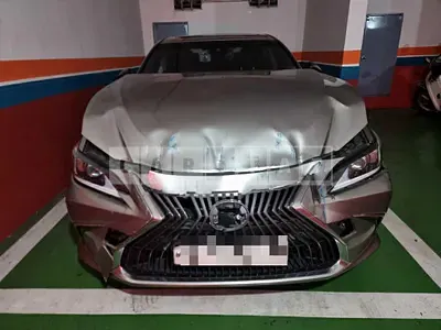 Photo 1 of 13: 2018 Lexus ES300h — Korean insurance auction