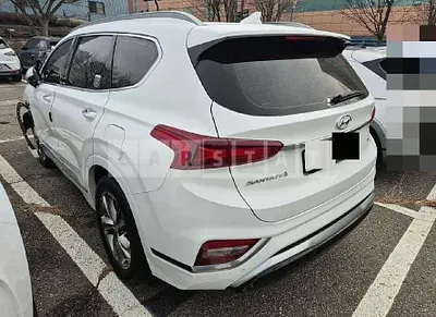 Photo 1 of 61: 2019 Hyundai Santa Fe TM 4WD Gasoline — Korean insurance auction
