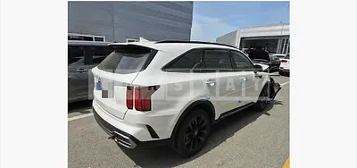 Photo 1 of 17: 2022 Kia Sorento — Korean insurance auction