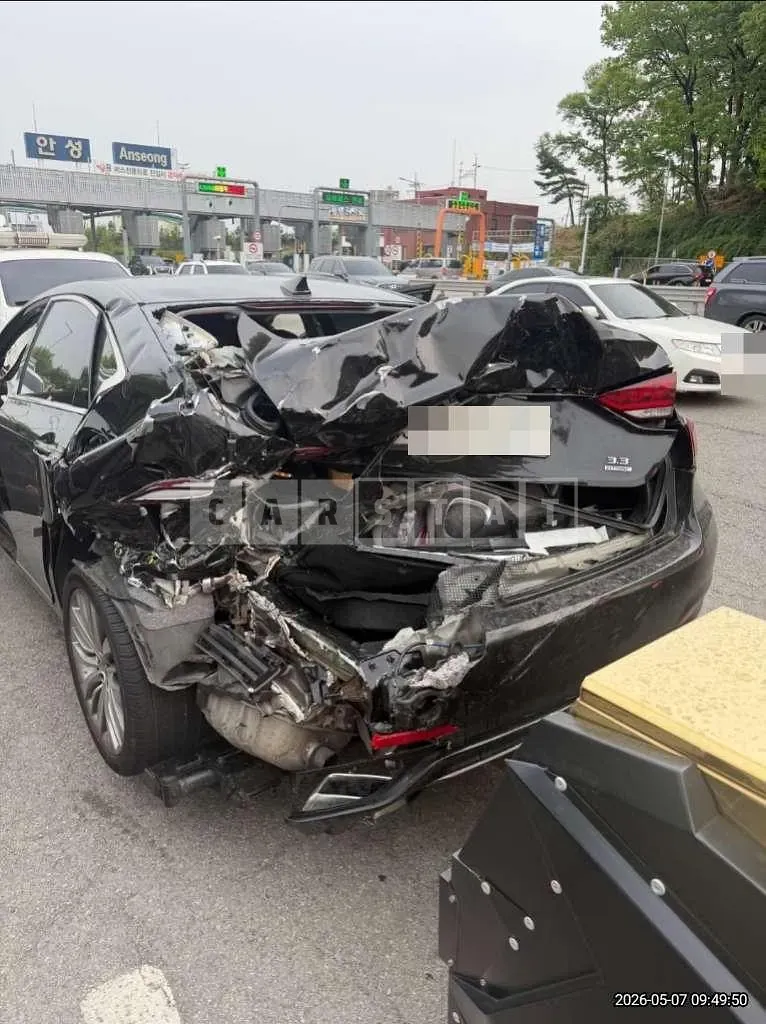 Photo 2 of 2: 2018 Genesis G80 — Korean insurance auction