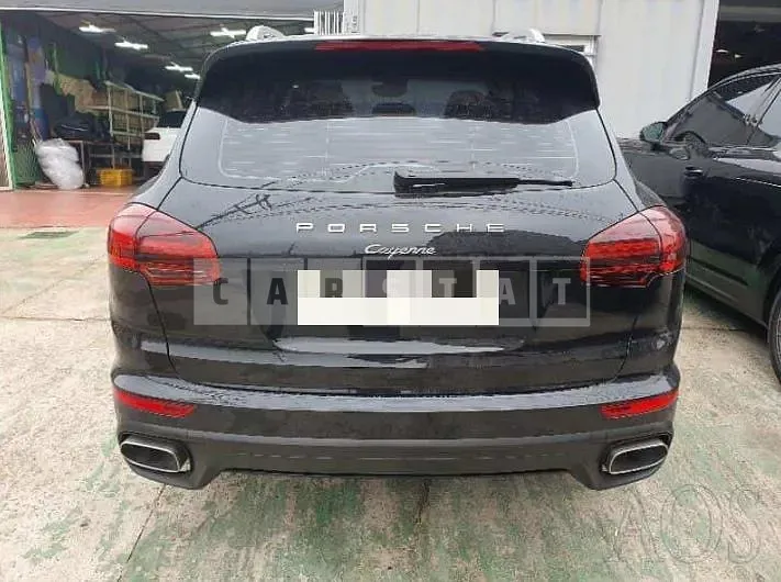 Photo 2 of 61: 2016 Porsche Cayenne, VIN WP1AF2922GLA45760 — Korean insurance auction