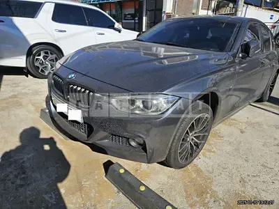 Photo 1 of 18: 2015 BMW 320d Efficient Dynamics Edition — Korean insurance auction