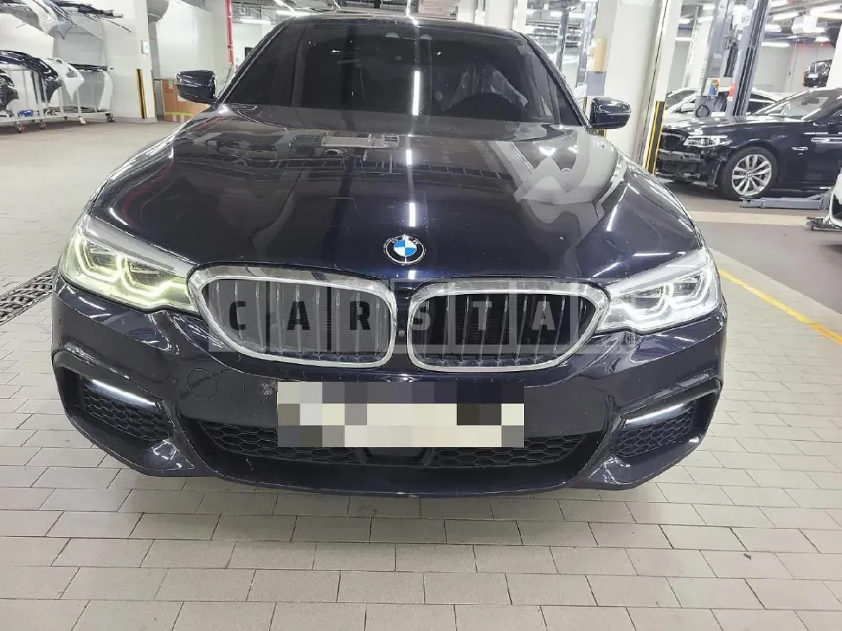 Photo 2 of 3: 2017 BMW (parts) 520d Headlamp — Korean insurance auction