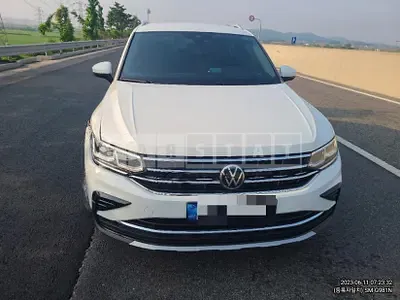 Photo 1 of 41: 2022 Volkswagen Tiguan 2.0 TDI, VIN WVGZZZ5NZNW522040 — Korean insurance auction