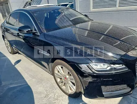 Photo 2 of 15: 2018 Jaguar XF 20d, VIN SAJBB4BN0JCY64325 — Korean insurance auction