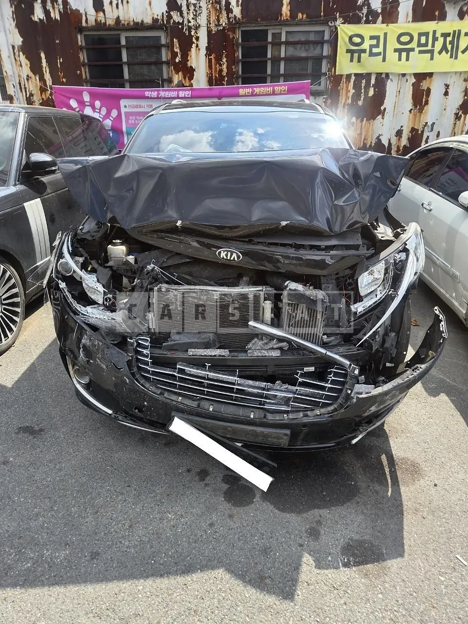 Photo 2 of 15: 2015 Kia Carnival, VIN KNAMC81ABGS152061 — Korean insurance auction
