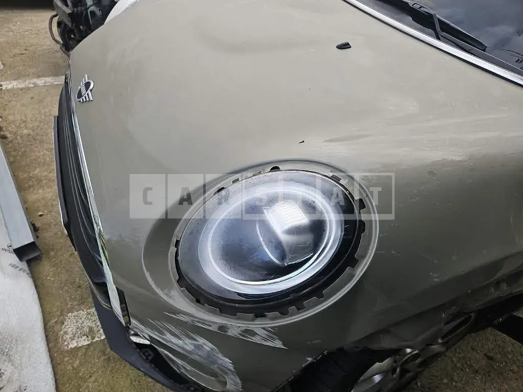 Photo 2 of 19: 2019 MINI Cooper 5 Door, VIN WMWXU1107K2L32710 — Korean insurance auction