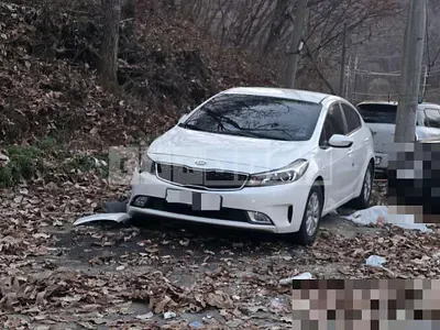 Photo 1 of 11: 2017 Kia Kz — Korean insurance auction
