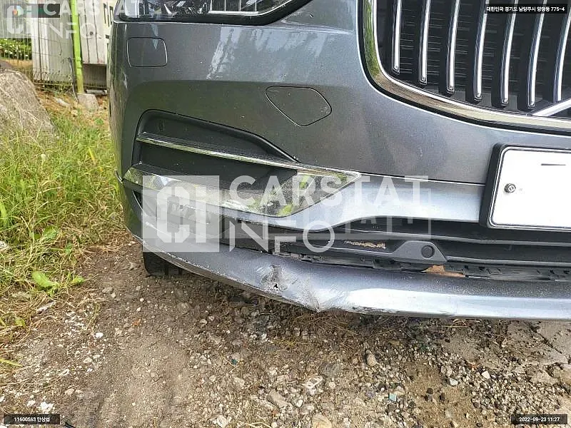 Photo 2 of 16: 2017 Volvo S90 D4, VIN YV1PSA8ADJ1033672 — Korean insurance auction