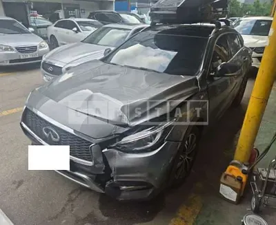 2019 infiniti QX30 AWD