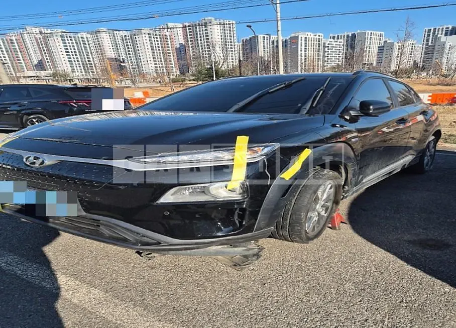 Photo 2 of 13: 2019 Hyundai Kona Electric Car — Korean insurance auction