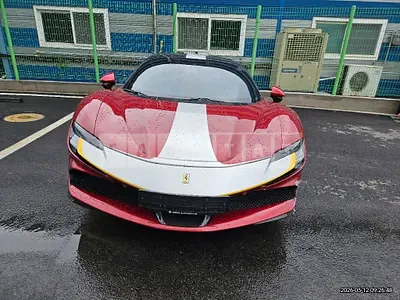 2021 Ferrari SF90 STRADALE