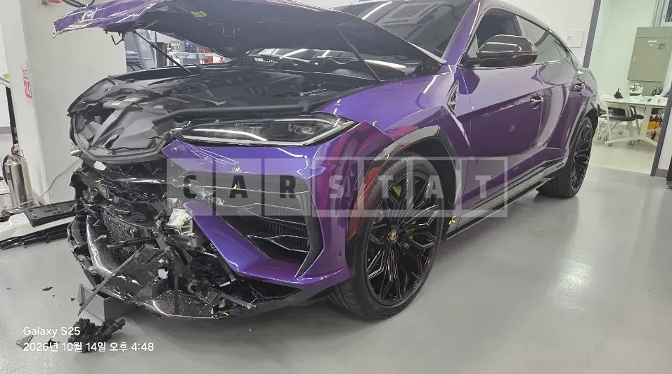 Photo 2 of 9: 2025 Lamborghini Urus Se — Korean insurance auction
