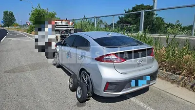 Photo 1 of 13: 2018 Hyundai Ionic Electric — Korean insurance auction