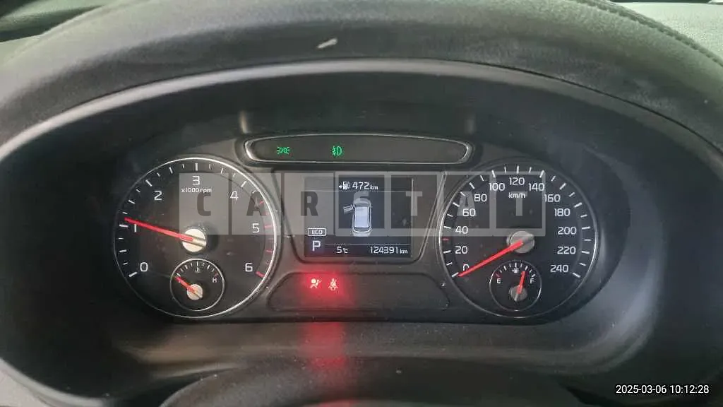 Photo 2 of 24: 2017 Kia Sorento — Korean insurance auction