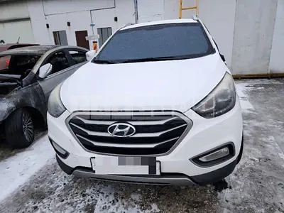 Photo 1 of 37: 2014 Hyundai Tucson ix — Korean insurance auction