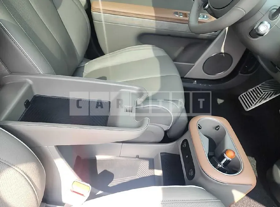 Photo 2 of 13: 2022 Hyundai Modern Ionic — Korean insurance auction
