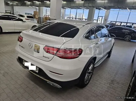 Photo 2 of 24: 2017 Mercedes-Benz GLC220d 4Matic Coupe — Korean insurance auction
