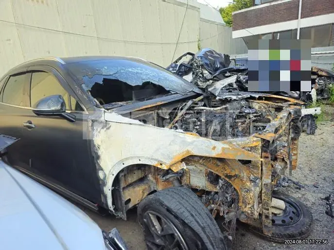 Photo 2 of 18: 2024 Genesis GV70 2.5T — Korean insurance auction