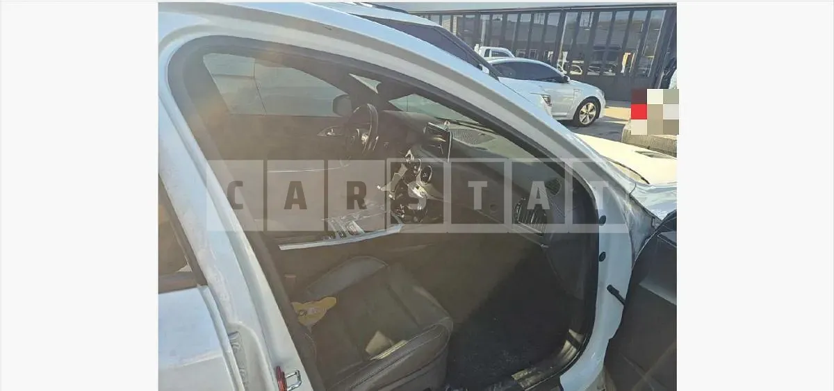 Photo 2 of 13: 2019 Kia Stinger — Korean insurance auction