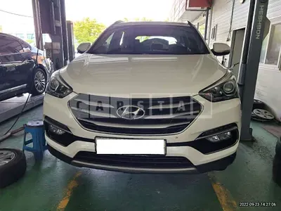 Photo 1 of 25: 2016 Hyundai Santa Fe, VIN KMHSW81UBGU640272 — Korean insurance auction