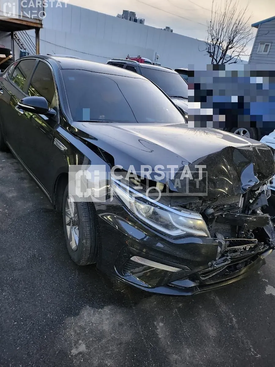 Photo 2 of 11: 2018 Kia K5 — Korean insurance auction