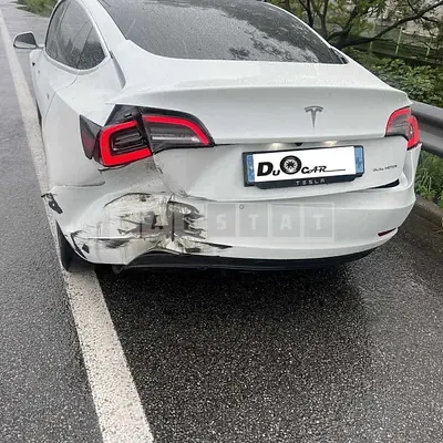 Photo 1 of 2: 2020 Tesla Model 3 Long Range, VIN 5YJ3E1EB5LF648972 — Korean insurance auction