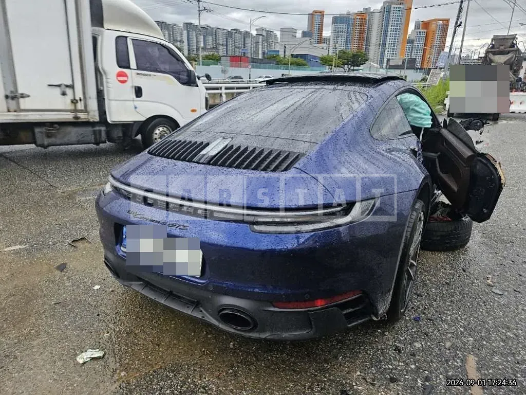 Photo 2 of 20: 2024 Porsche 911 Carrera 4 GTS — Korean insurance auction