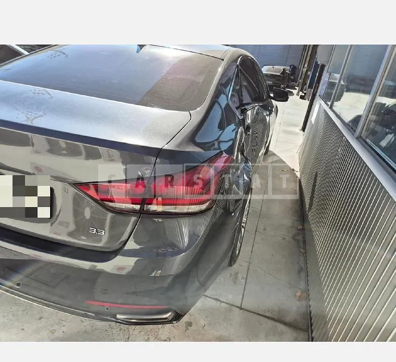 Photo 2 of 12: 2017 Genesis G80 — Korean insurance auction