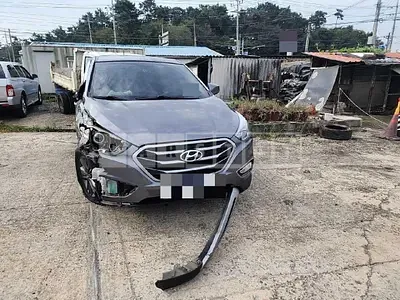 Photo 1 of 9: 2014 Hyundai Tucson, VIN KMHJT81VBFU975322 — Korean insurance auction