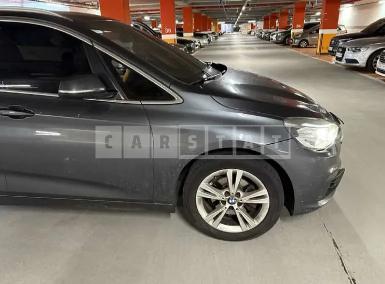 Photo 2 of 49: 2017 BMW Active — Korean insurance auction