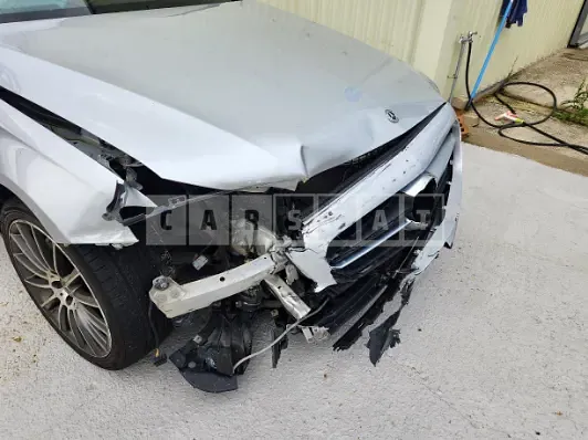 Photo 2 of 15: 2018 Mercedes-Benz E220d, VIN WDDZF0EB5JA454245 — Korean insurance auction