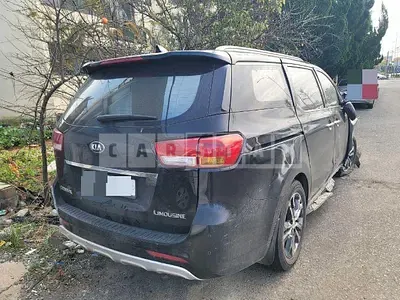 Photo 1 of 9: 2016 Kia Carnivals — Korean insurance auction