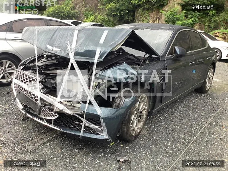Photo 2 of 17: 2021 Genesis G80, VIN KMTGA41BDNU120857 — Korean insurance auction