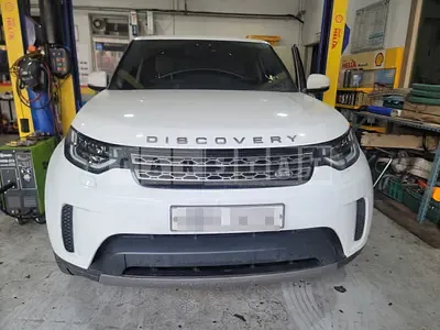 Photo 1 of 6: 2018 Land Rover Discovery SD4 — Korean insurance auction