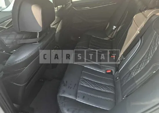 Photo 2 of 42: 2020 BMW 530e iPerformance Luxury — Korean insurance auction