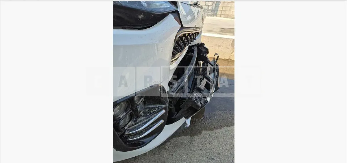 Photo 2 of 24: 2016 Kia Sportage — Korean insurance auction