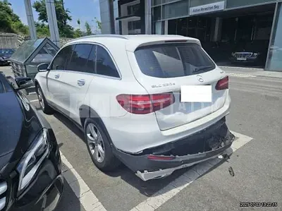Photo 1 of 14: 2018 Mercedes-Benz GLC220d 4Matic — Korean insurance auction