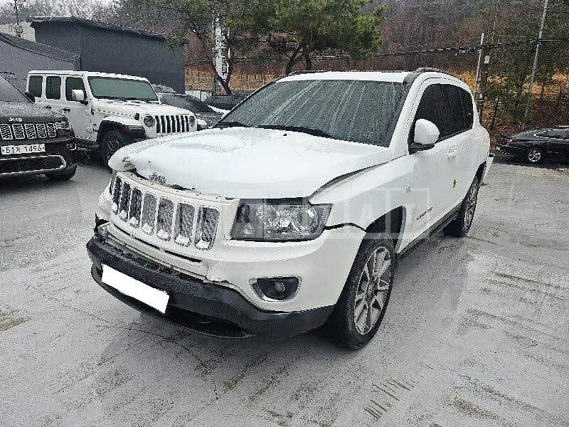 Photo 2 of 23: 2016 Jeep Zip Compass, VIN 1C4NJDCB8HD140292 — Korean insurance auction