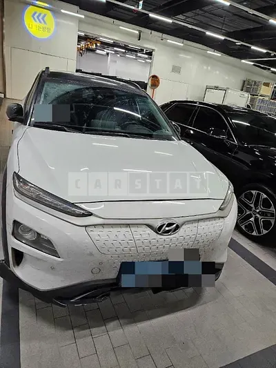 Photo 1 of 6: 2019 Hyundai Kona Electric — Korean insurance auction