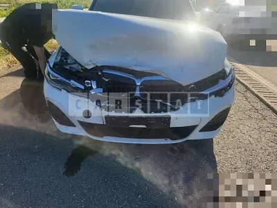 Photo 1 of 8: 2021 BMW 320i — Korean insurance auction