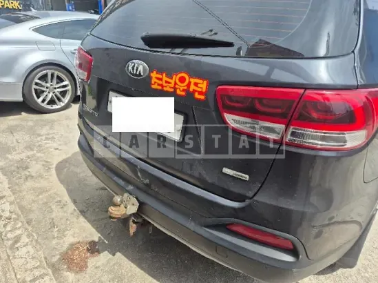 Photo 2 of 27: 2017 Kia Sorento, VIN KNAPK81ABHA354597 — Korean insurance auction