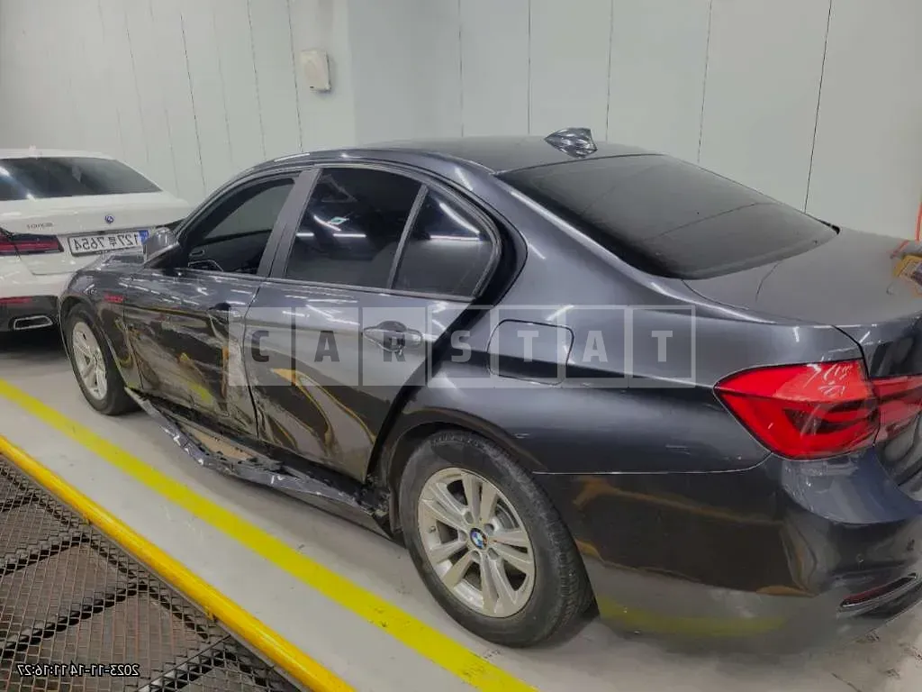 Photo 2 of 9: 2016 BMW 320d EfficientDynamics, VIN WBA8D1103GK776050 — Korean insurance auction