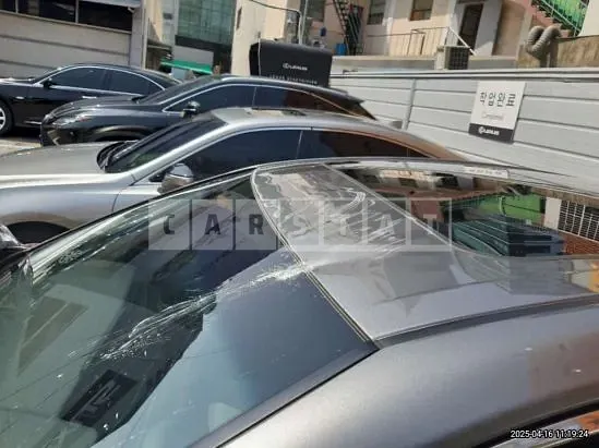 Photo 2 of 8: 2024 Toyota Camry Hybrid — Korean insurance auction