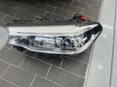 2018 Light /BMW 520d xDrive light