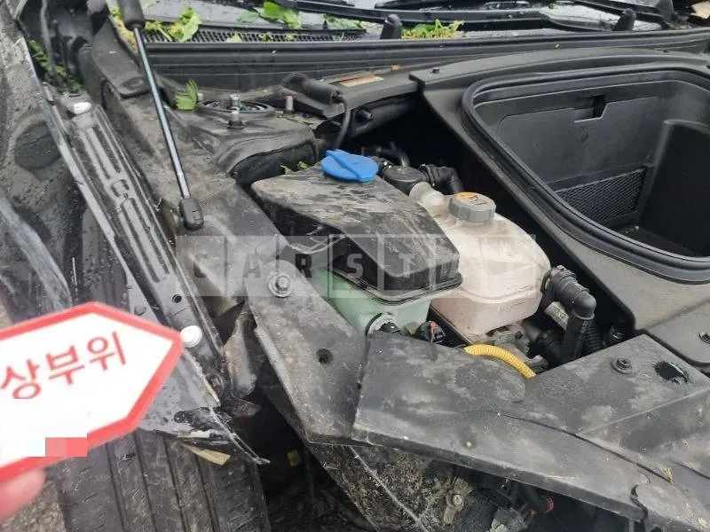 Photo 2 of 15: 2022 Hyundai IONIQ 6 Long Range — Korean insurance auction