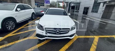 Photo 1 of 22: 2019 Mercedes-Benz E250, VIN WDDZF4FB8LA735738 — Korean insurance auction